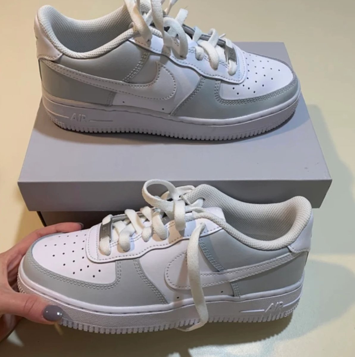 Grey sales af1 low