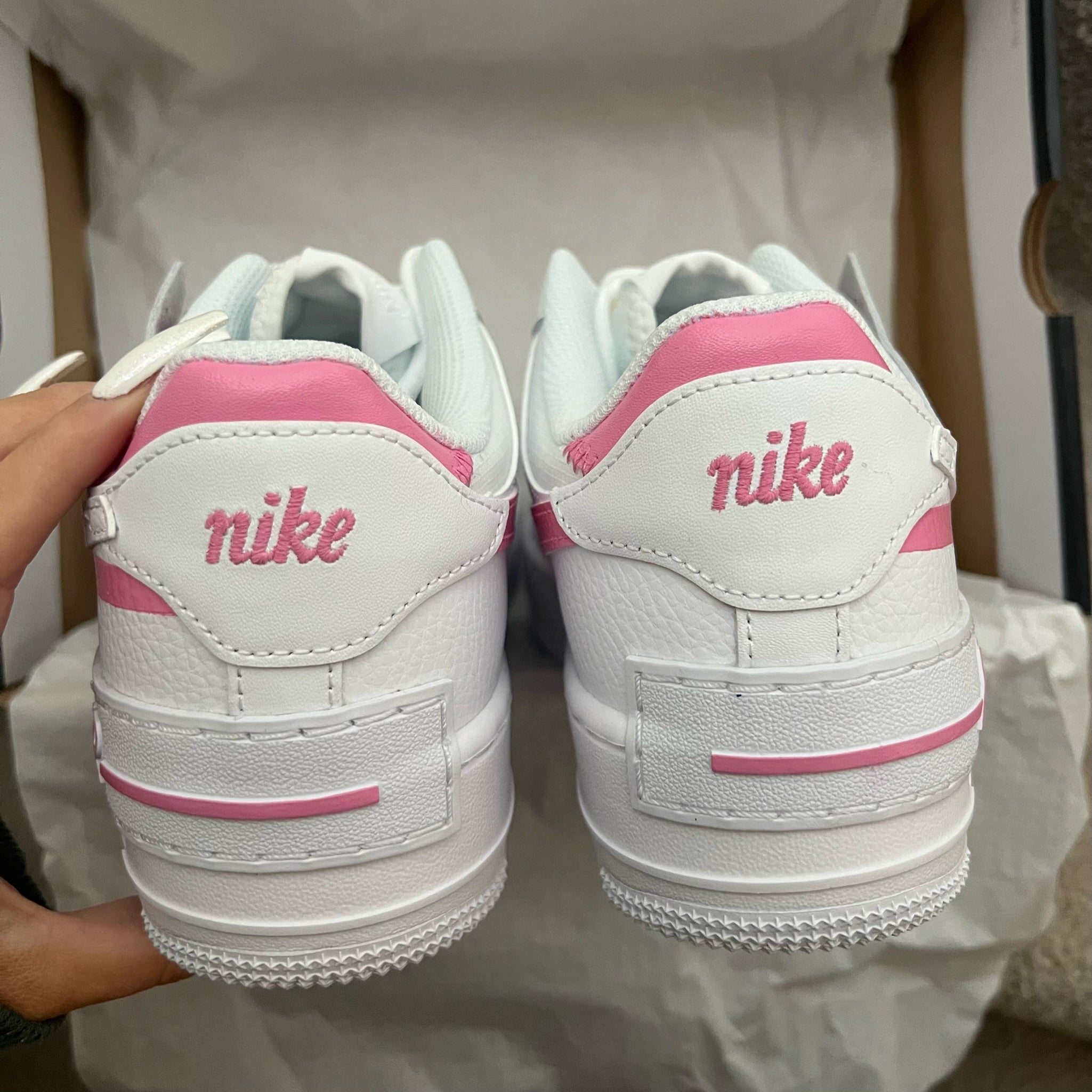 Af1 pink cheap swoosh